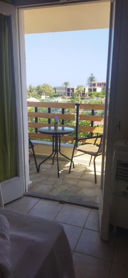 Cleo Rooms 250M From The Beach Malia  Exterior photo